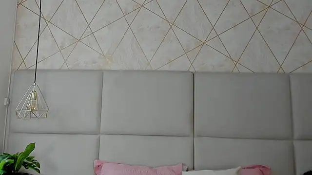 SamayRyann online show from May 21, 1:42 pm