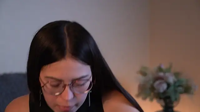 ywixos online show from October 16, 1:25 pm