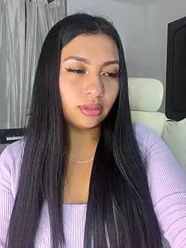 Issa Santana online show from May 19, 11:23 pm