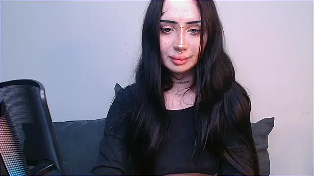 alisa tattoogirl1 online show from November 8, 1:27 pm