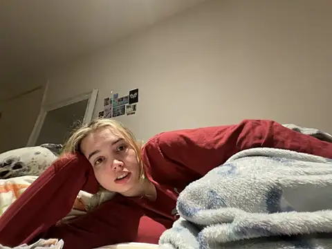 violetcutie online show from September 21, 10:08 pm