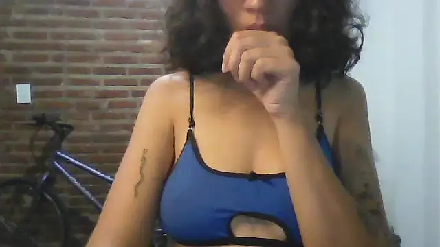 loliporomero online show from January 7, 1:42 am