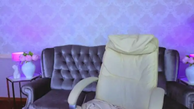 Neyla Charm online show from November 22, 8:00 pm