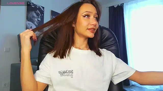 Lisa Shultz online show from February 1, 9:41 am