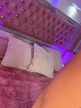 MylaDreams online show from May 11, 3:30 am