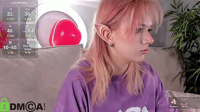 Molly Platt online show from February 10, 9:34 am