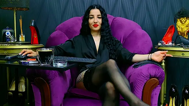 VivianReeve online show from May 25, 12:37 pm