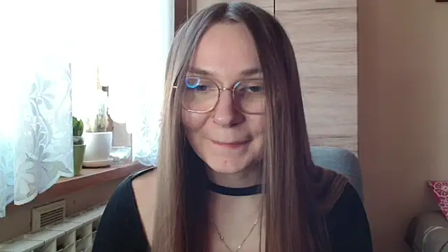 LooveELLYx online show from March 11, 2:53 pm