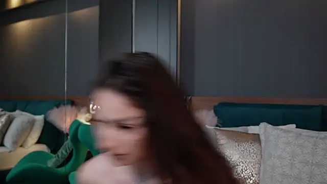 EmilyTrix online show from May 8, 5:16 pm