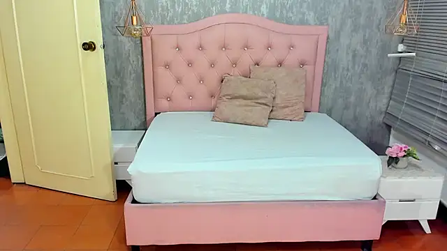 lissa jhonsoon online show from May 12, 3:04 am