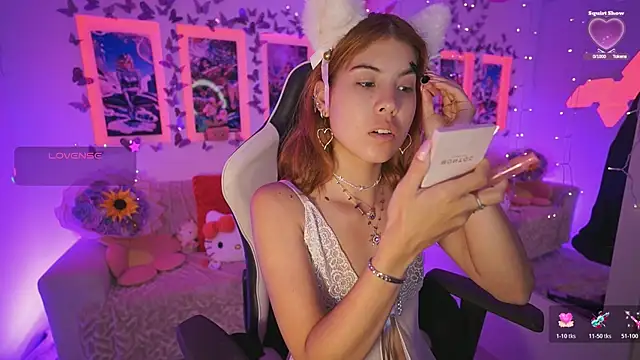 DahliaGrey online show from May 22, 11:41 am