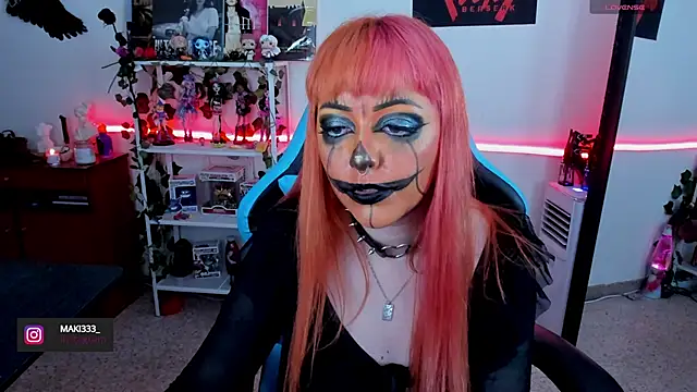 Makii 33 online show from October 10, 9:31 pm