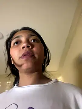 effie castroo online show from October 25, 3:14 am