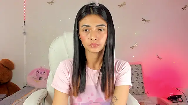 princessluna 19 online show from October 6, 10:14 pm