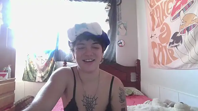 CamillyBlum online show from May 25, 4:17 pm