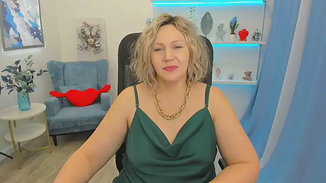 NinaStarle online show from March 12, 11:46 am