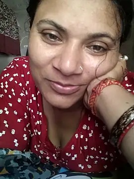 couple 71 online show from May 22, 5:49 am