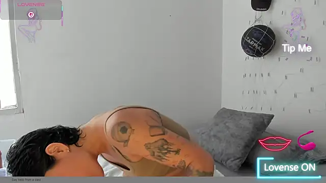 natt op online show from February 7, 10:13 pm