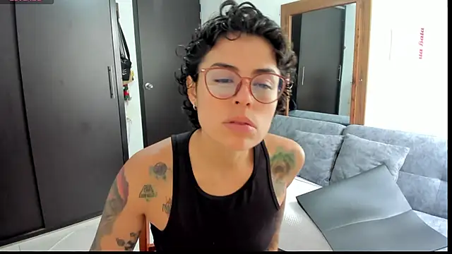 natt op online show from May 8, 2:09 pm