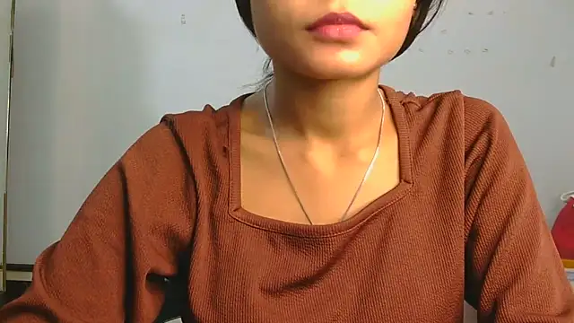 Aarti misty71 online show from April 8, 5:20 am