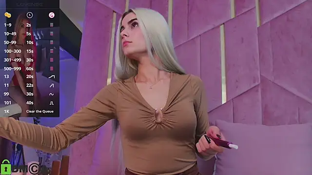 SelenaDaze online show from October 17, 3:43 am