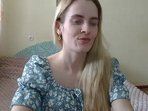 JayeTyler online show from February 17, 8:02 am