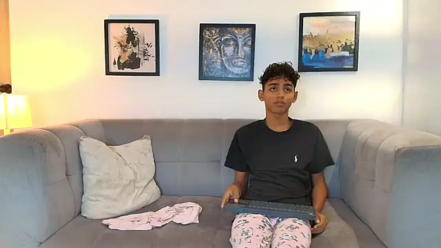 TWINKS FRIENDS online show from May 23, 1:42 pm