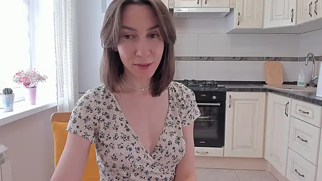 GoodGlamorGirl online show from May 11, 4:14 am