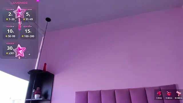 violet myerrs online show from September 22, 12:58 pm