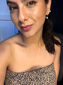 chicachocolate01 online show from November 13, 1:37 am