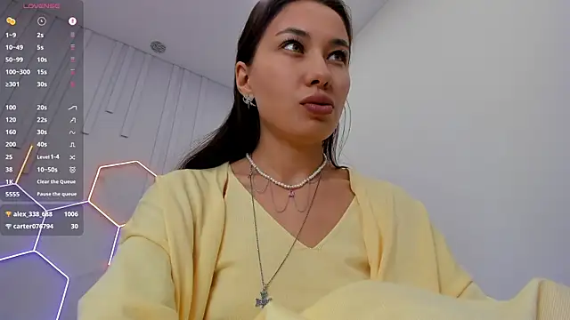 Kat  cat online show from April 29, 2:37 am