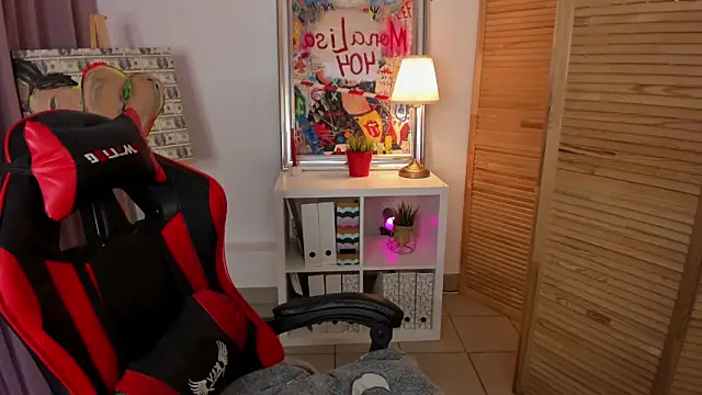 ayakskalermonss online show from October 14, 8:17 am