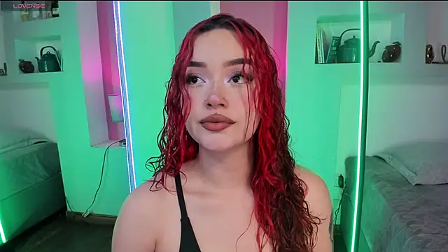 Camila Rivers online show from May 21, 12:58 pm