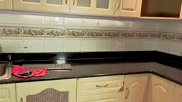 LiLLiAnderson online show from February 4, 12:08 pm