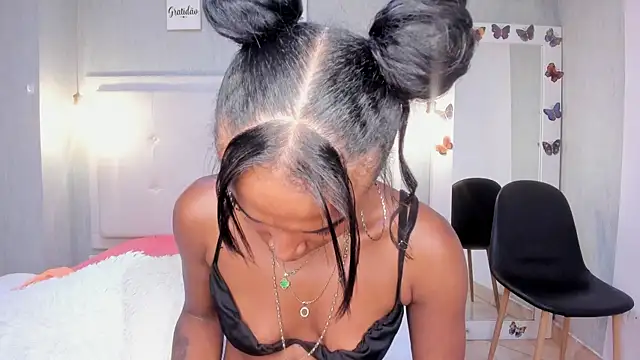 EsmeraldaNyx online show from November 21, 9:17 pm