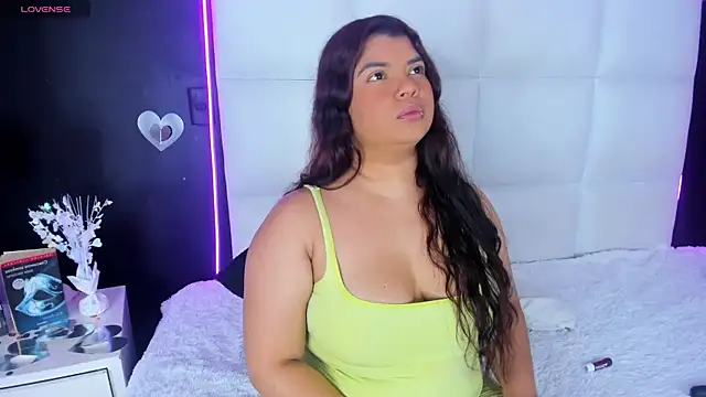 Gigi duran online show from June 4, 1:37 pm