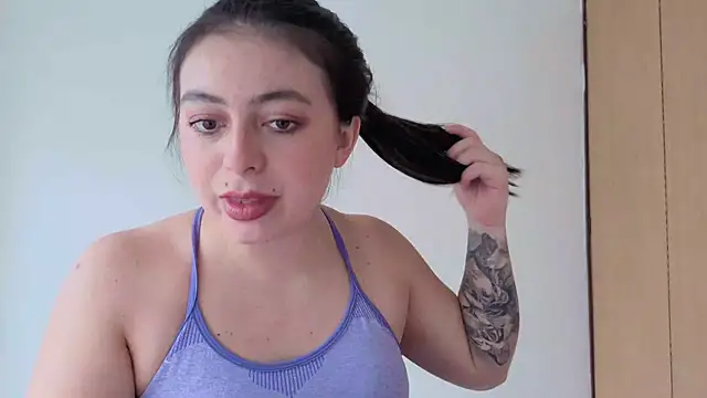 MiaKimky online show from October 8, 4:55 pm