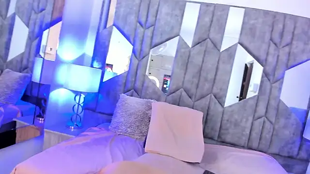 BestLadyMature online show from October 15, 7:38 pm