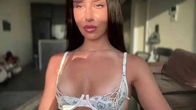 shy Colette online show from October 16, 7:33 am