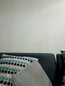 hornyriyanka online show from May 16, 2:47 am