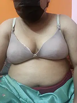 dhanshri143 online show from May 11, 10:06 am
