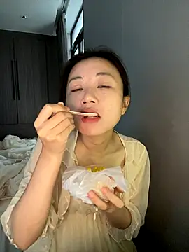 haiyan125216 online show from December 4, 8:49 am