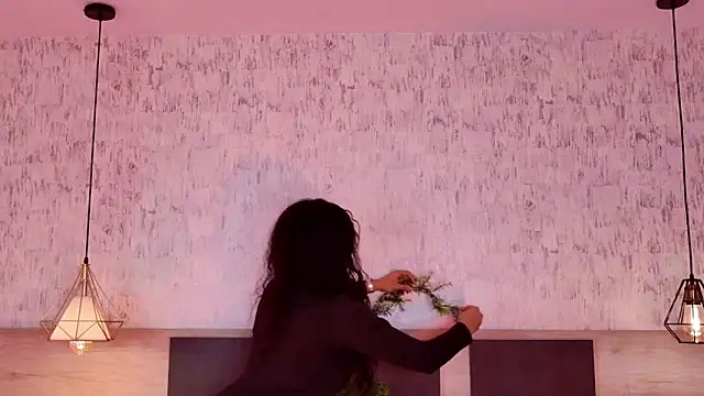 Celine Lee online show from December 5, 4:52 pm