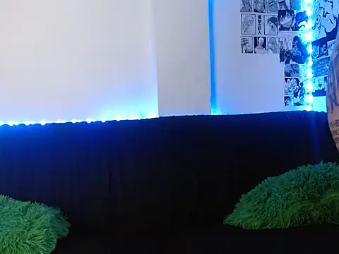 Chloe paytone online show from October 6, 11:20 pm