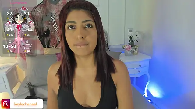 Kaylachannell online show from November 3, 2:26 am