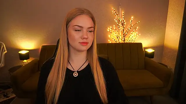 CelesteNoir online show from December 2, 7:54 am