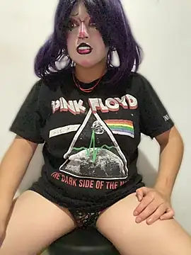 Lucy YupiSweet online show from May 6, 7:12 am