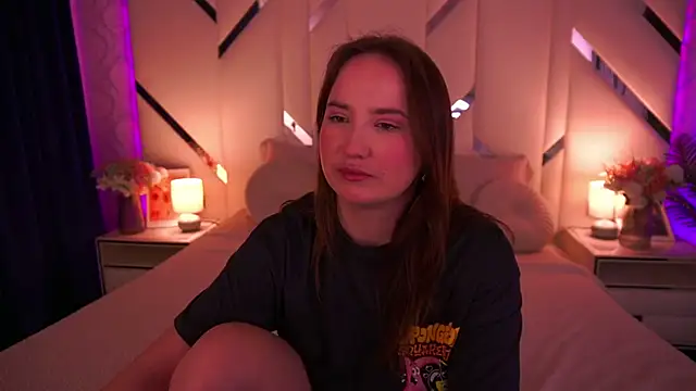 SofieBloom online show from May 19, 10:39 pm