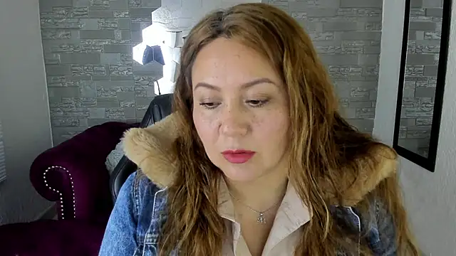 camixxx m online show from January 14, 2:00 pm