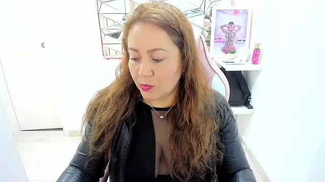 camixxx m online show from May 16, 12:04 pm